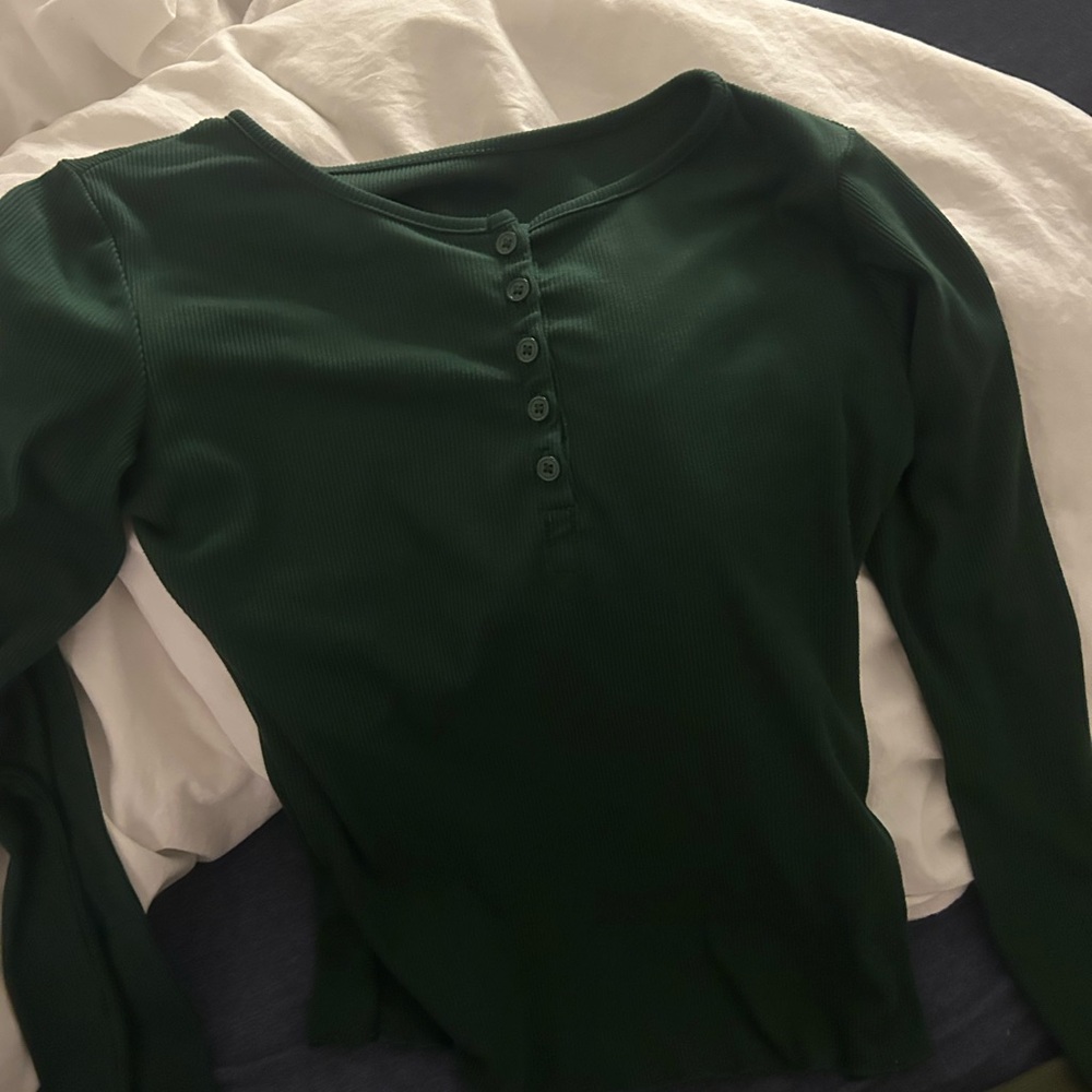 Elegant Green Button-Up Women's Top